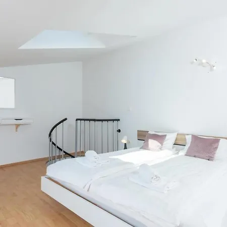 Apartment Near The Center/beach *