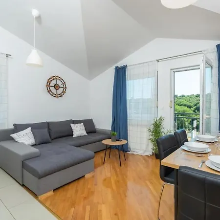 Apartment Near The Center/beach *